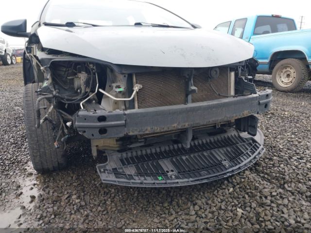 Toyota Corolla Le Image 3