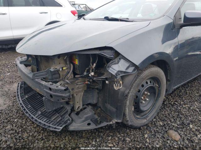 Toyota Corolla Le Image 13