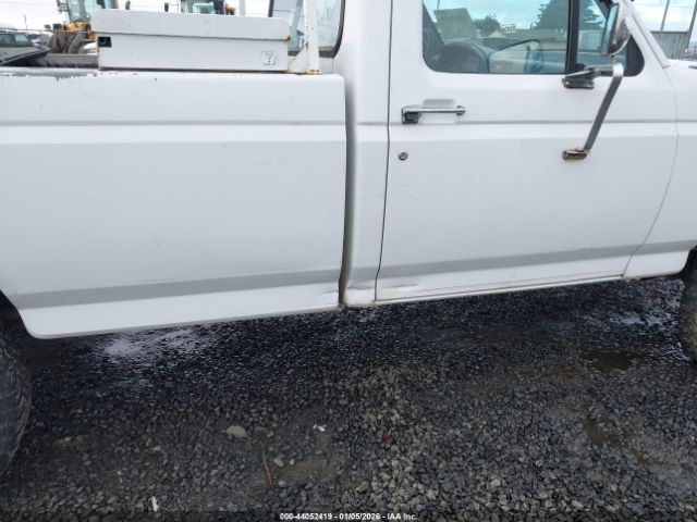 Ford F-250 Image 10