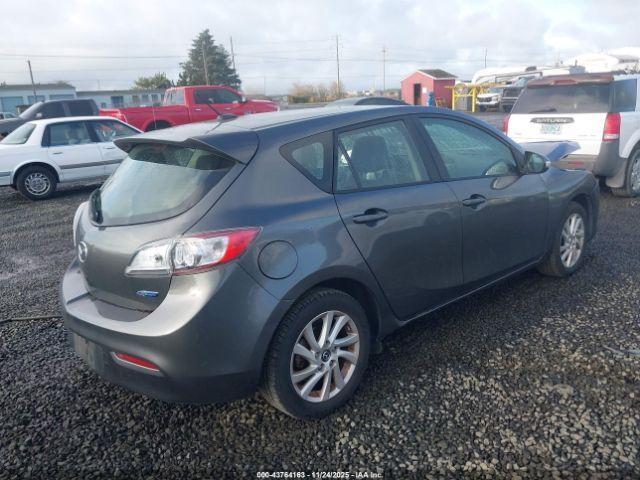 Mazda Mazda3 I Grand Touring Image 2