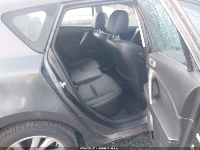 Mazda Mazda3 I Grand Touring Image 7