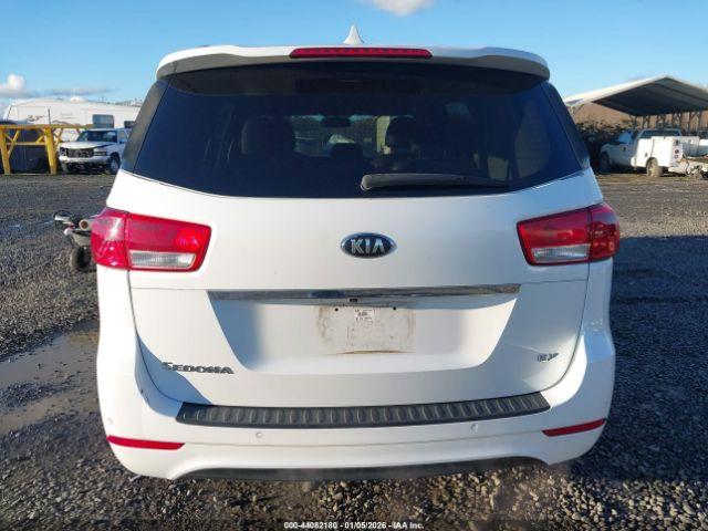 Kia Sedona Ex Image 10