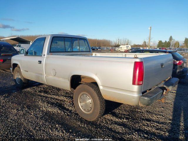 Chevrolet Gmt C2500 Image 2