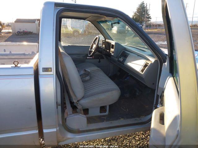 Chevrolet Gmt C2500 Image 9