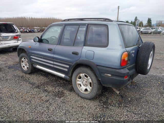 Toyota RAV4 Image 3