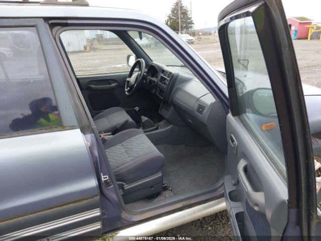 Toyota RAV4 Image 12