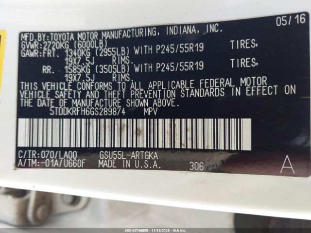 Toyota Highlander Limited V6 Image 8