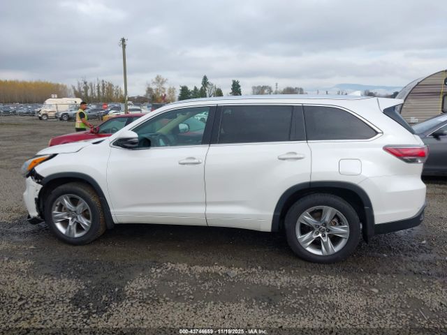 Toyota Highlander Limited V6 Image 14