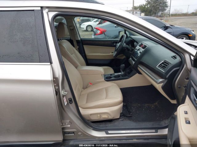Subaru Outback 2.5i Limited Image 16