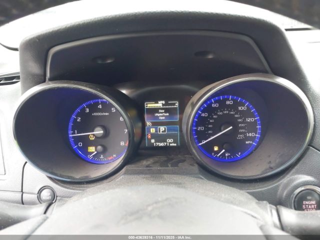 Subaru Outback 2.5i Limited Image 6