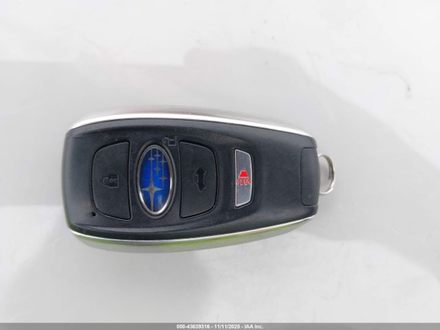 Subaru Outback 2.5i Limited Image 4