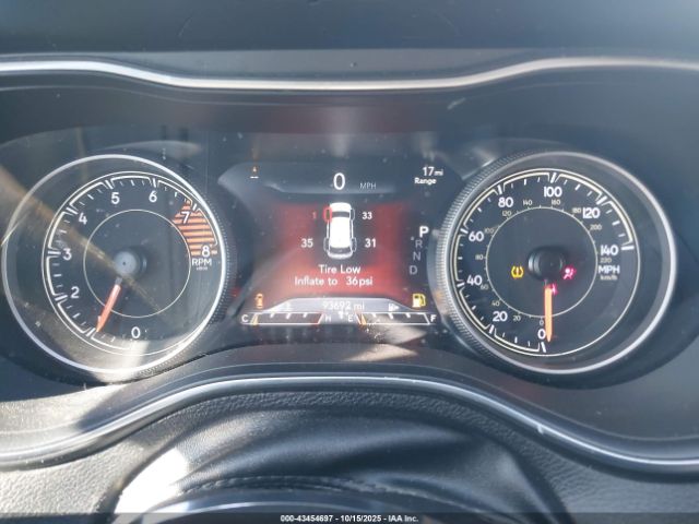 Jeep Cherokee Trailhawk 4x4 Image 4