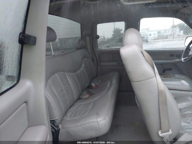 Chevrolet Silverado 1500 Lt Image 2