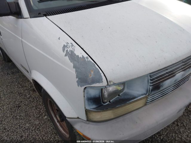 GMC Safari Xt Image 6