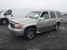 Cadillac Escalade Standard Image 9