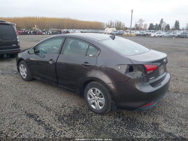 Kia Forte Lx Image 2