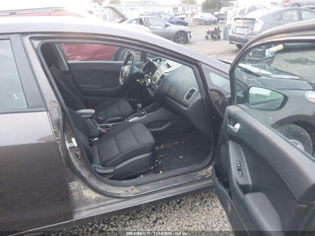 Kia Forte Lx Image 3