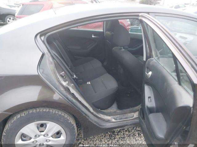 Kia Forte Lx Image 7