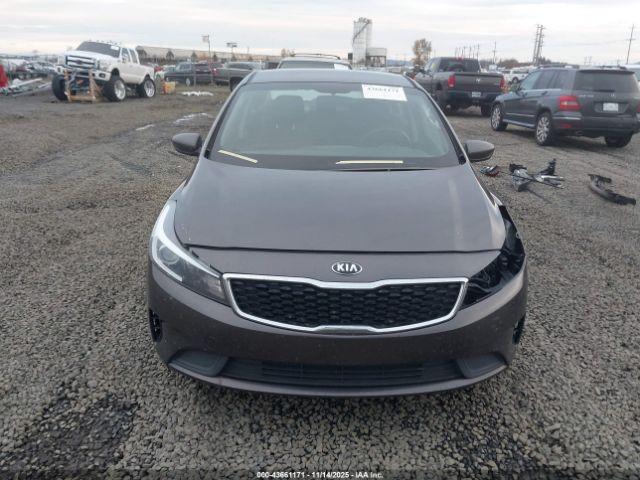 Kia Forte Lx Image 11