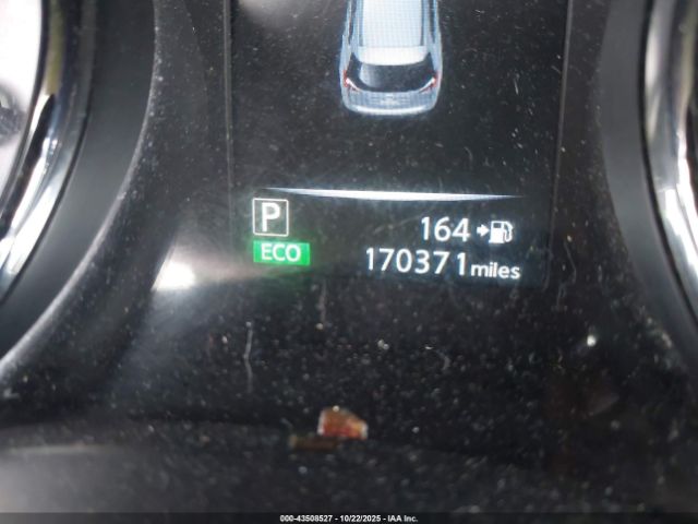 Nissan Rogue Sv Image 2