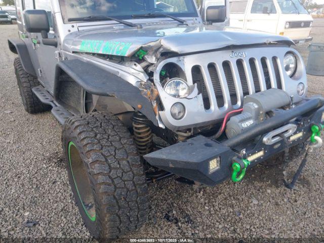 Jeep Wrangler Rubicon Image 8