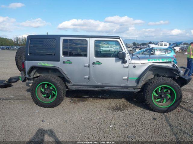 Jeep Wrangler Rubicon Image 16