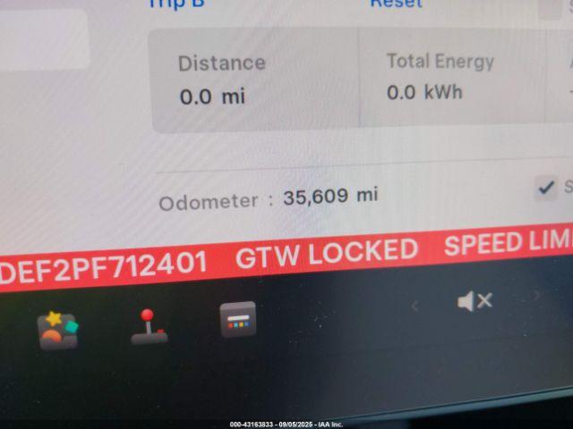 Tesla Model Y Performance Dual Motor All-wheel Drive Image 14