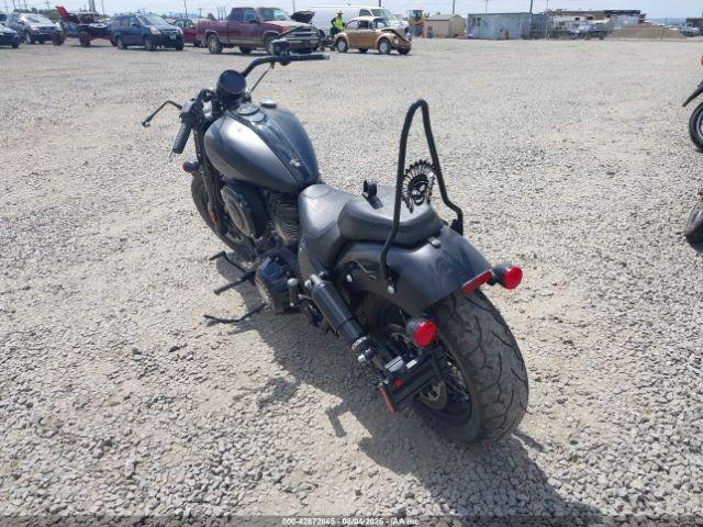 Indian Motorcycle Co Chief Bobber Darkhorse Abs Image 6