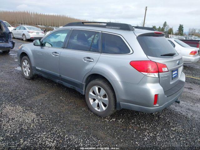 Subaru Outback 3.6r Image 8
