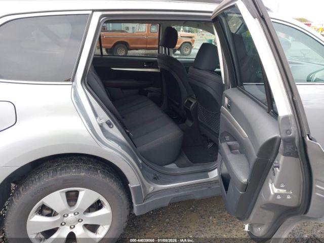 Subaru Outback 3.6r Image 7