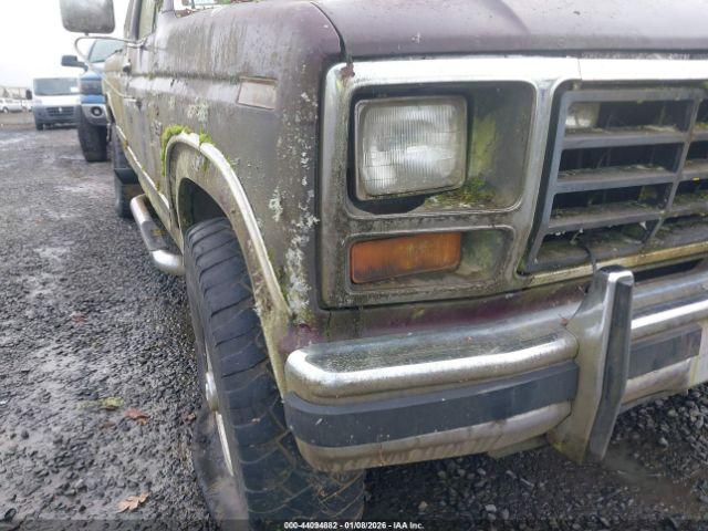 Ford F-250 Image 6