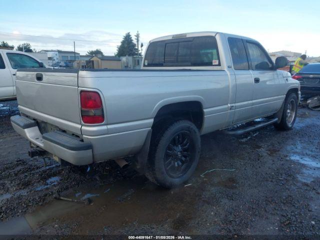 Dodge Ram 1500 St Image 3