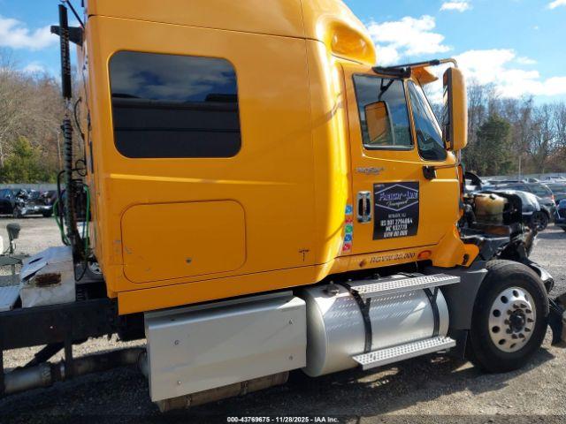 International Prostar Image 13